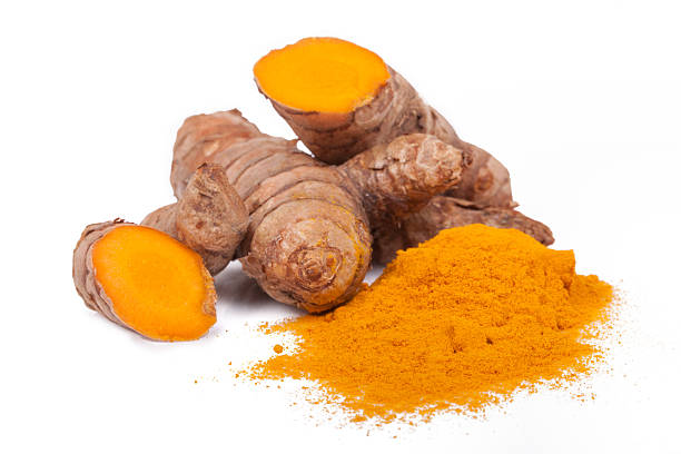 Curcuma fresca y polvo