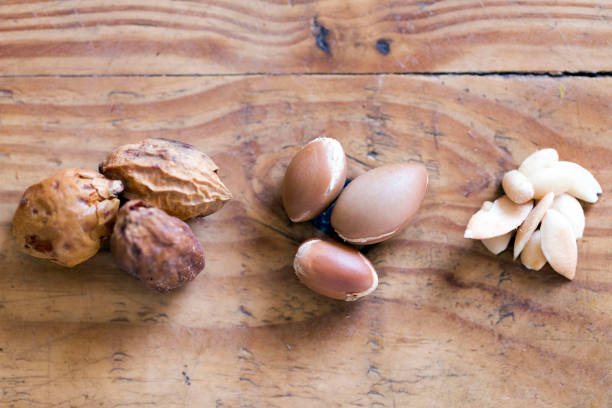 Nueces de argán con piel